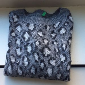 Very good condition - hardly worn sweater